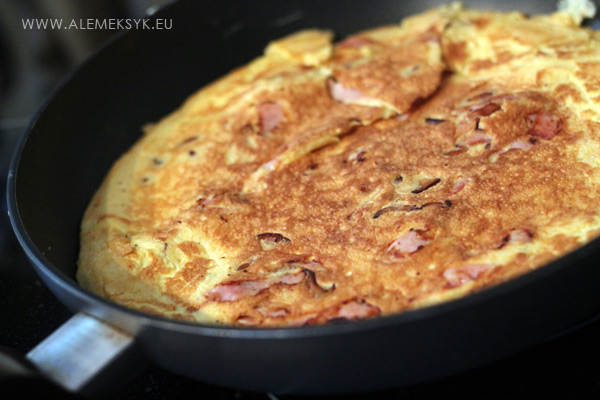 omlet-z-kurkami-usmazone