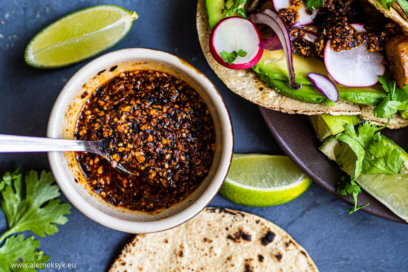 Salsa Macha - przepis na meksykański dodatek do tacos i nie tylko