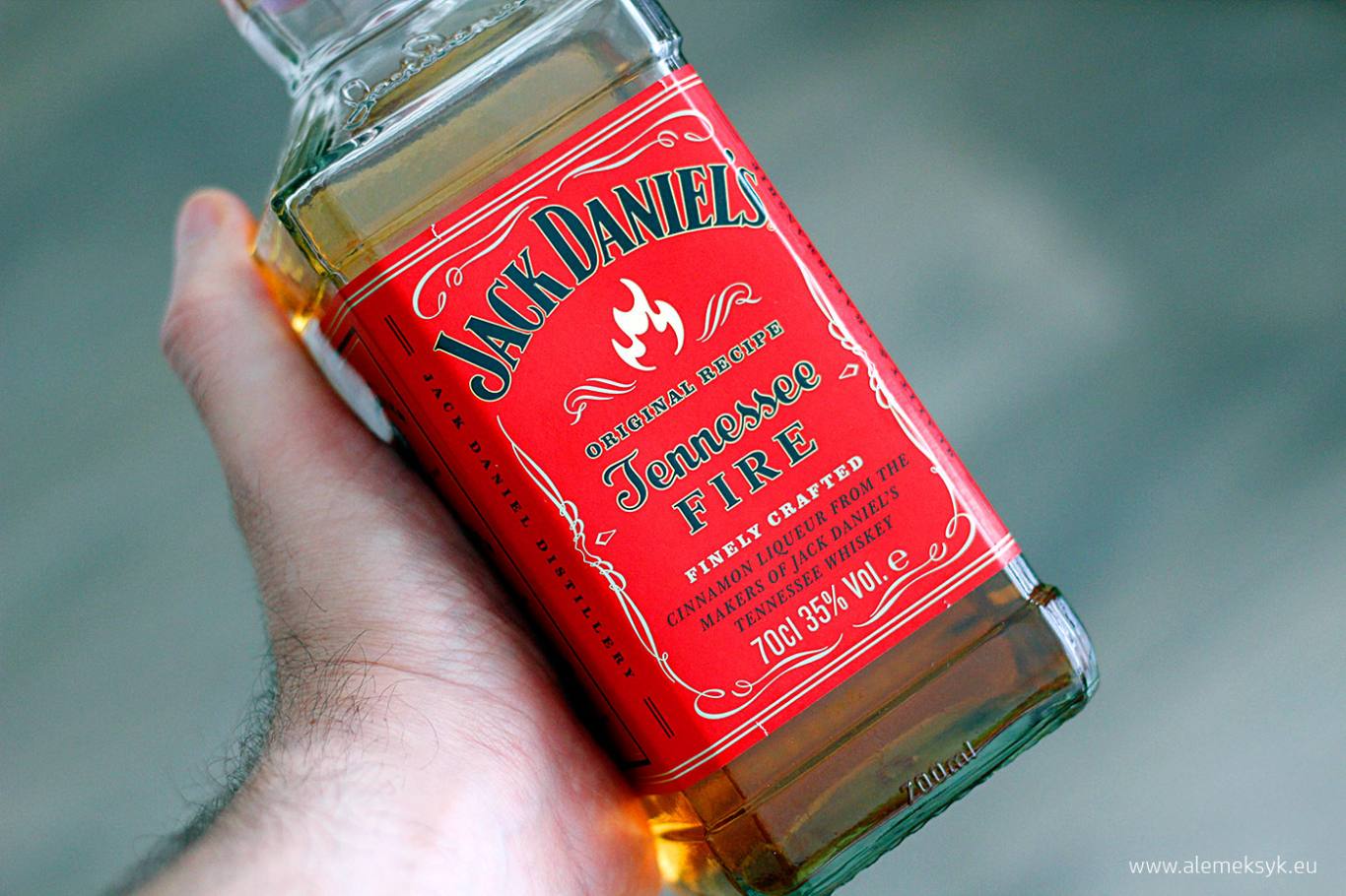 Czerwony Jack Daniel&#039;s Fire - jak pić i z czym pić - 5 przepisów