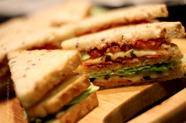 Sandwich z chorizo