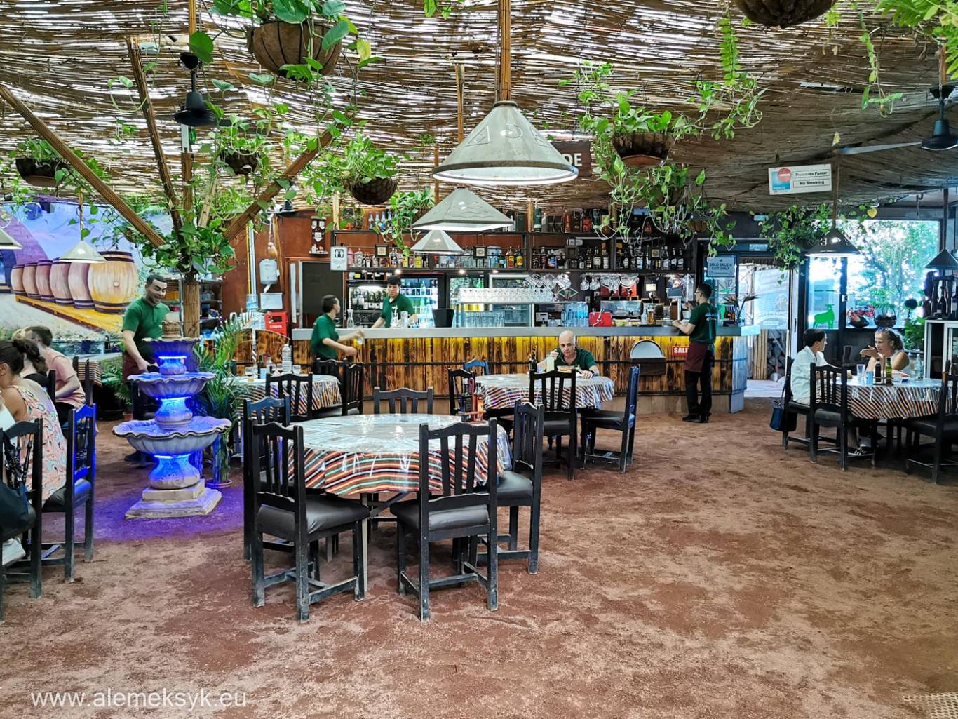 Guachinche El Cordero na Teneryfie - wyjątkowa restauracja na plantacji bananów