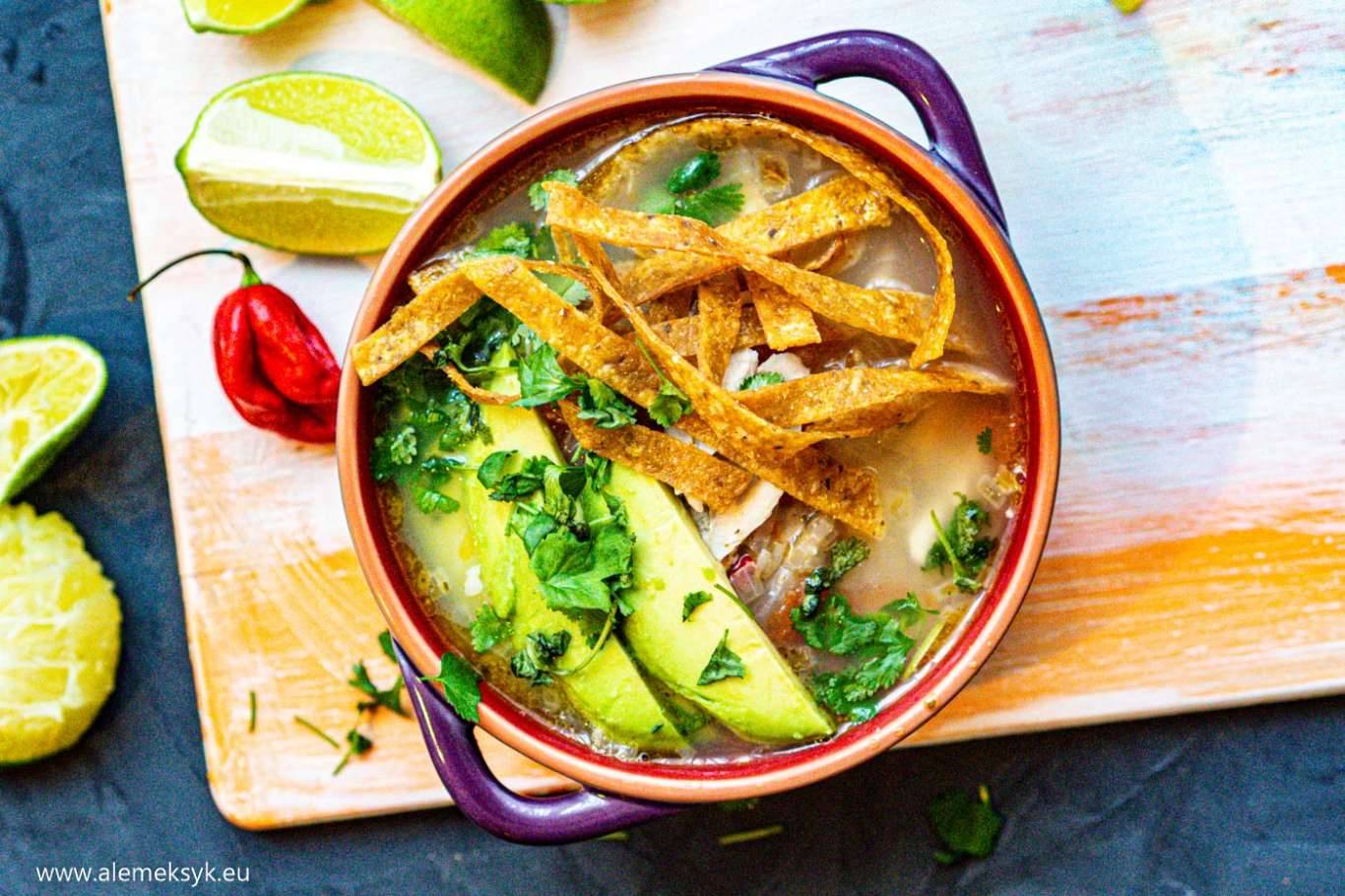 7 przepisów na meksykańskie zupy na każdą porę roku - wersje tradycyjne i nowoczesne