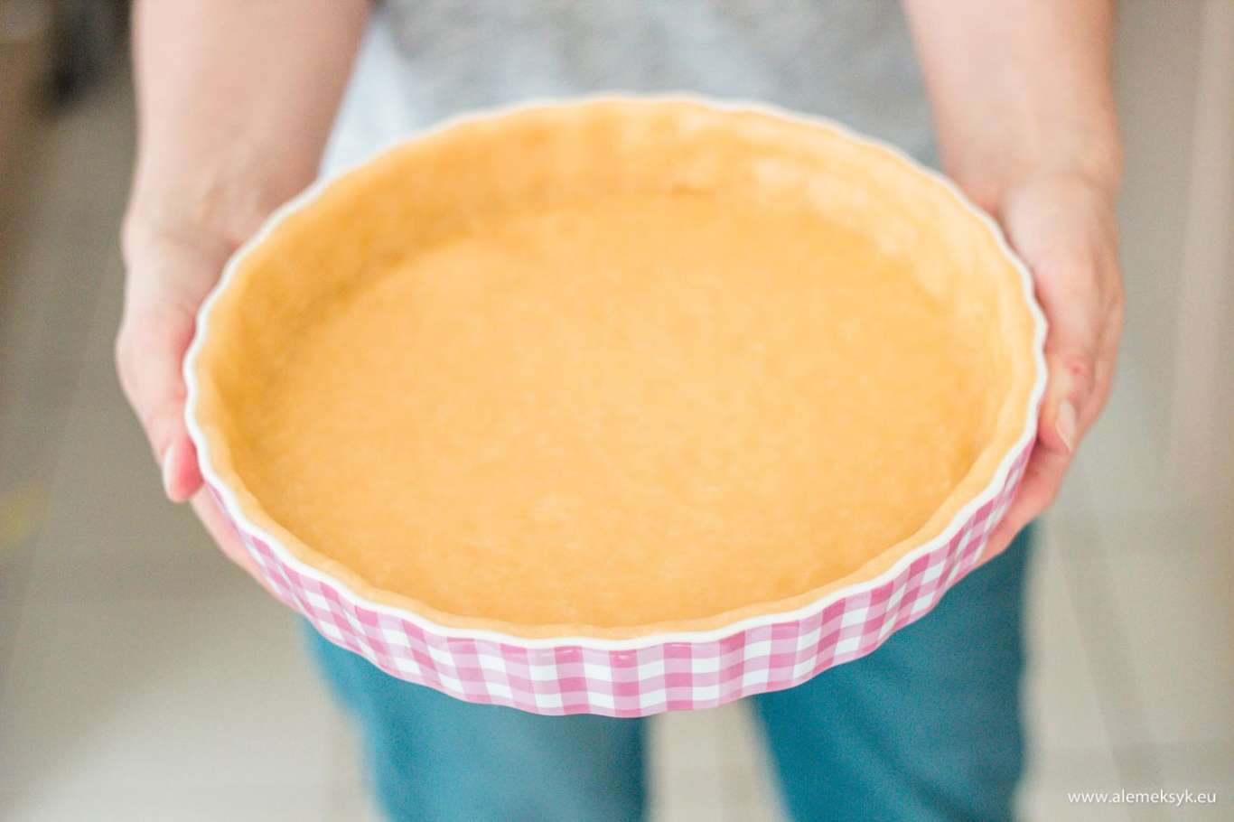 Jak zrobić idealne kruche ciasto do tarty wytrawnej?