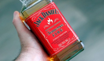 Czerwony Jack Daniel's Fire - jak pić i z czym pić - 5 przepisów