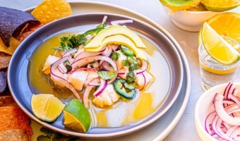 Ceviche z dorsza w limonce i pomarańczy - meksykański przepis na rybę