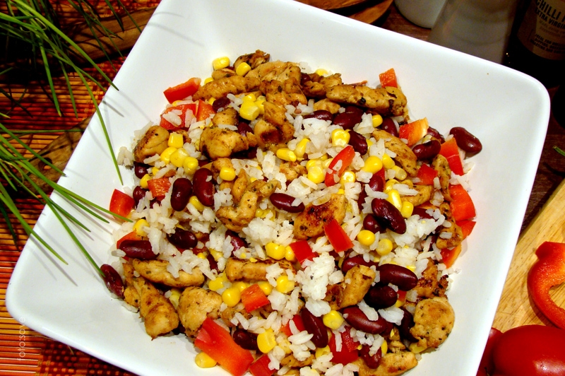 Sałatka meksykańska fajitas