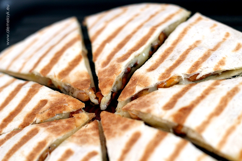 Chrupiąca quesadilla z kurkami