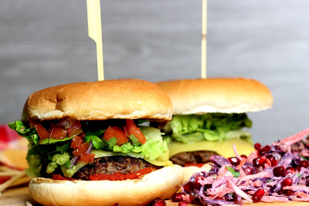 Idealny hamburger z meksykańskim charakterem