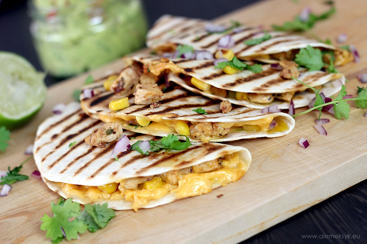 Quesadilla z kurczakiem z chipotle w sosie adobo