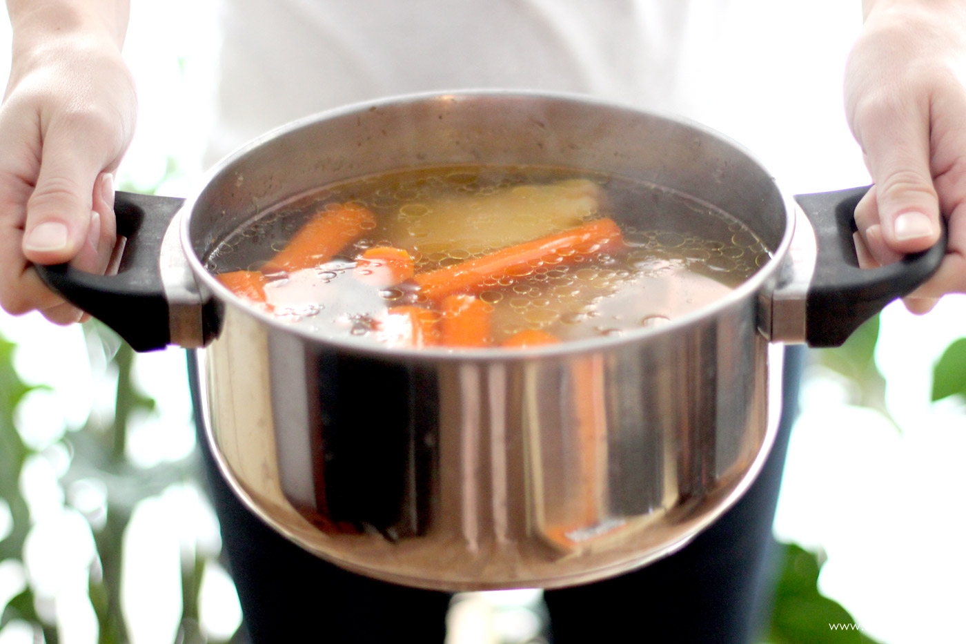Jak ugotować dobry bulion drobiowy?