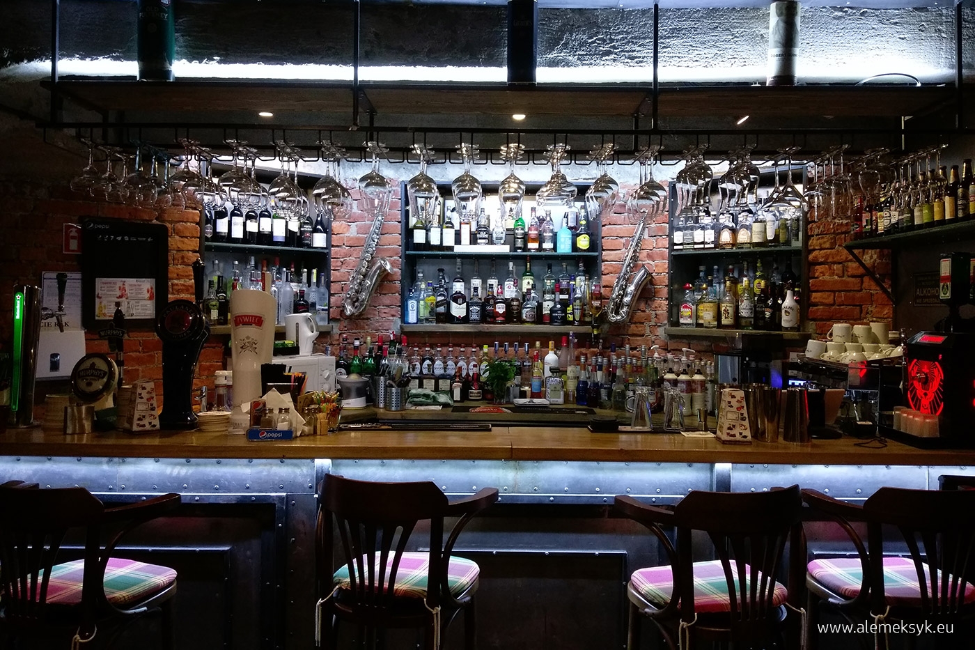 ZAMKNIĘTE NA STAŁE! – Jazz & Burger na Krupówkach – odskocznia z dobrym jedzeniem w Zakopanem