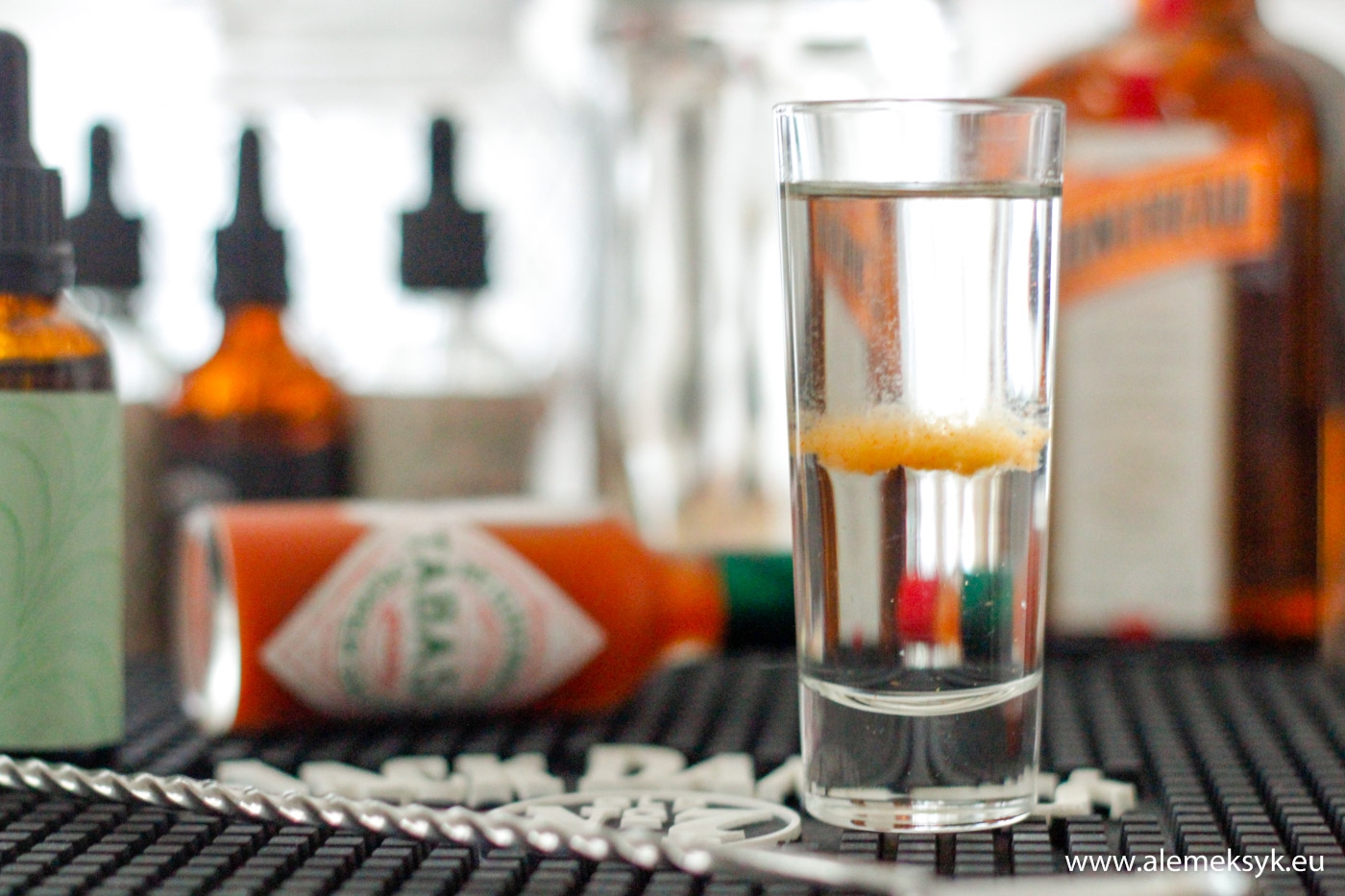 Egzotyczny wściekły pies – shot o niewinnym wyglądzie i odważnym smaku