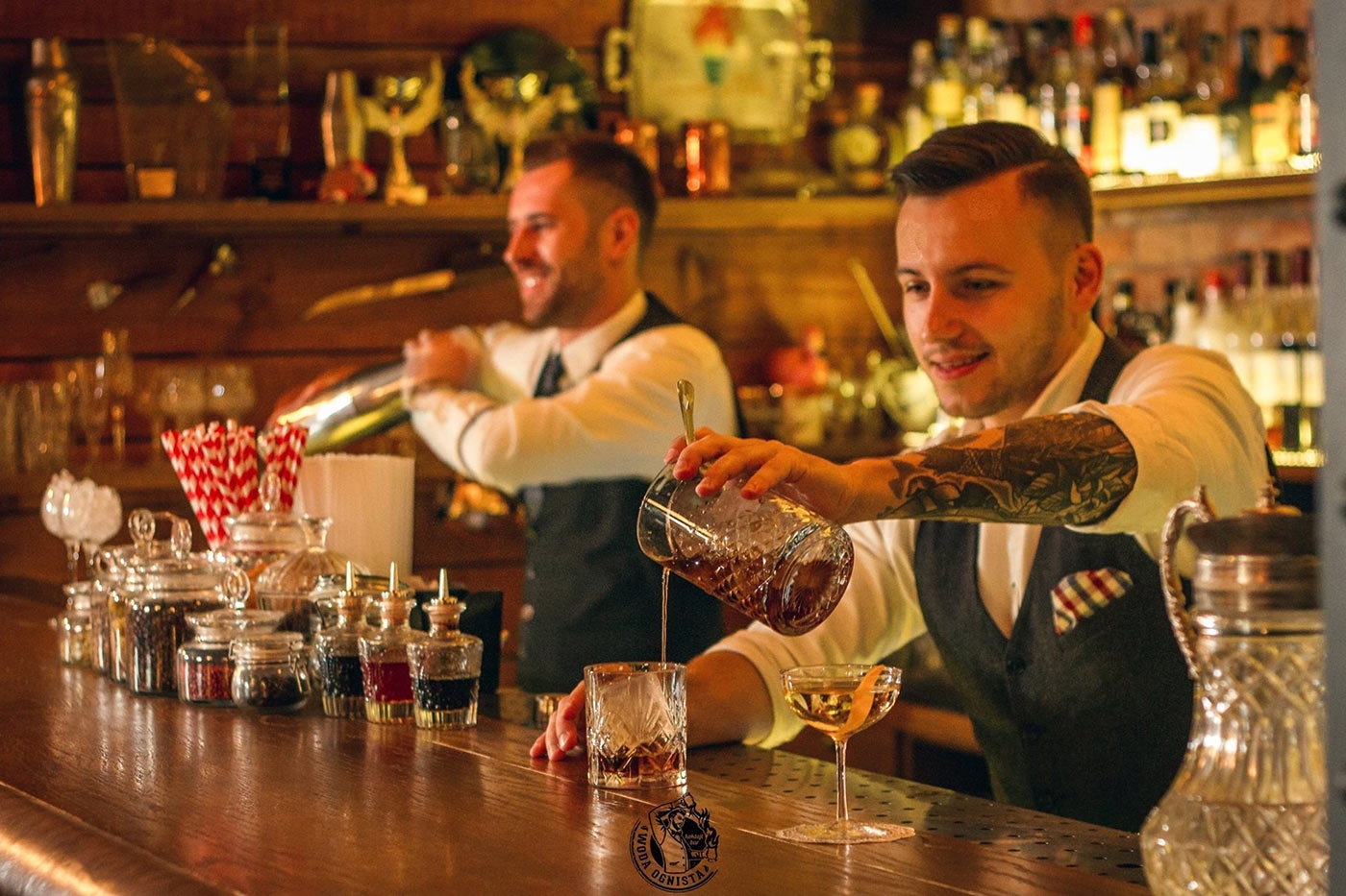 Gdzie wyskoczyć na drinka i dobrze się zabawić? 9 fajnych miejsc w Warszawie – Cz. 1