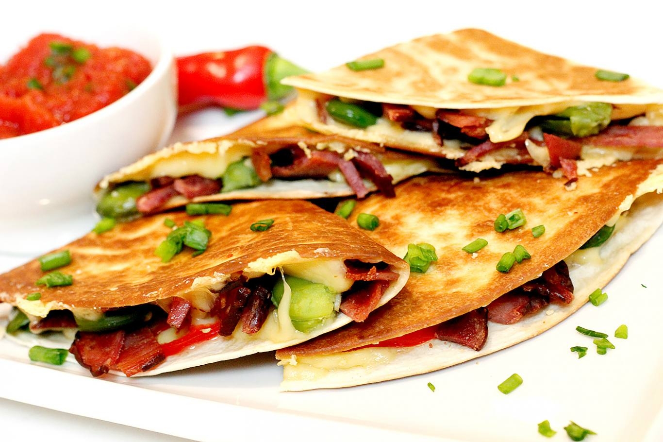 Quesadilla z kiełbasą krakowską suchą z certyfikatem QAFP!