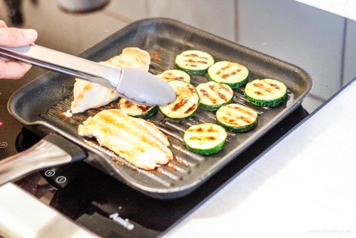 Czy płyta indukcyjna może być intuicyjna? Test nowej płyty Amica PI6544NSTK