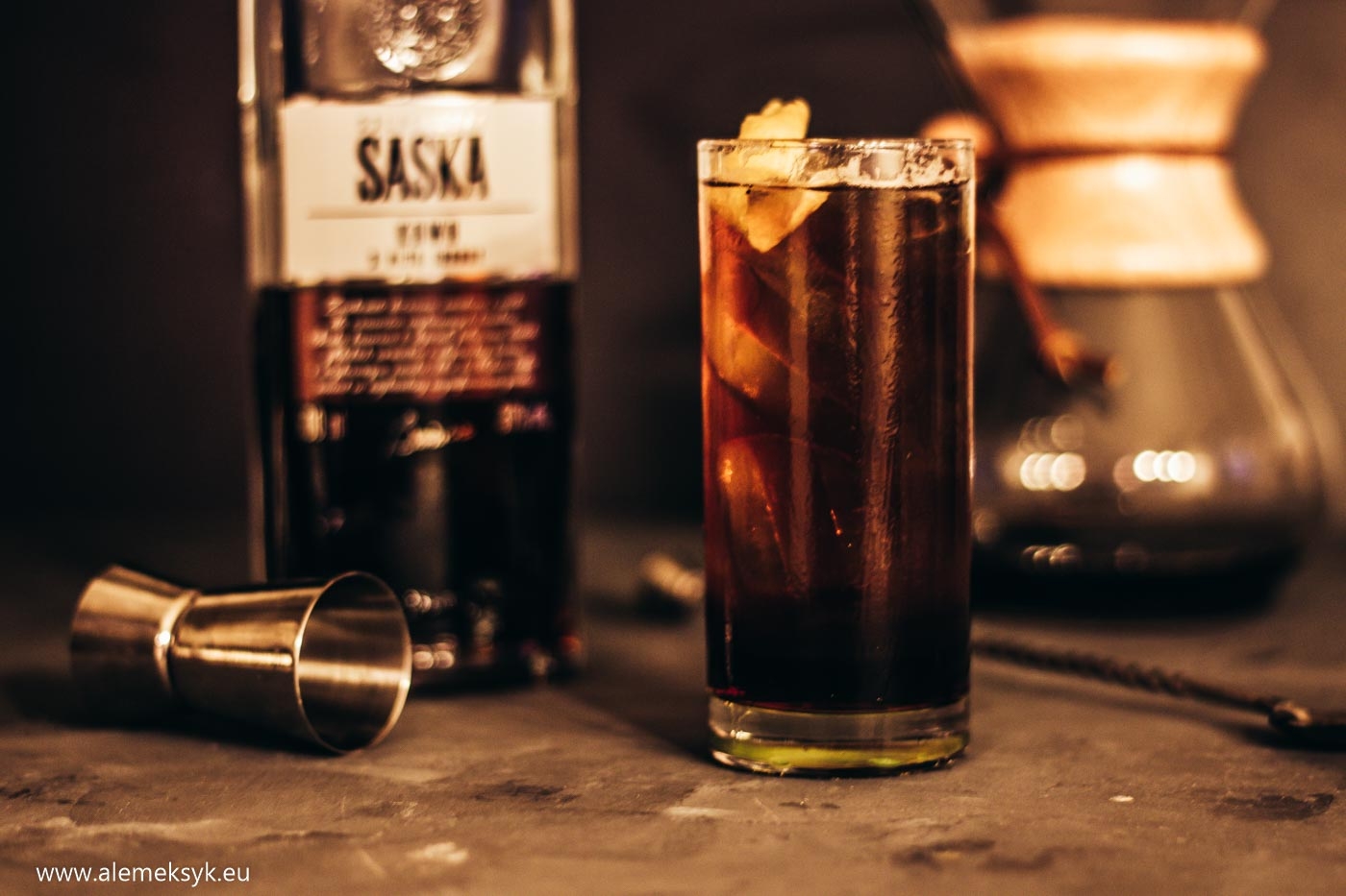 Espresso Tonic na likierze kawowym z nutą brandy