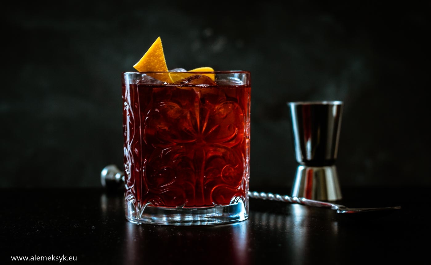 Drink na bazie wódki Czarny bez Saska – cudowna kompozycja lekko kwaśnych smaków