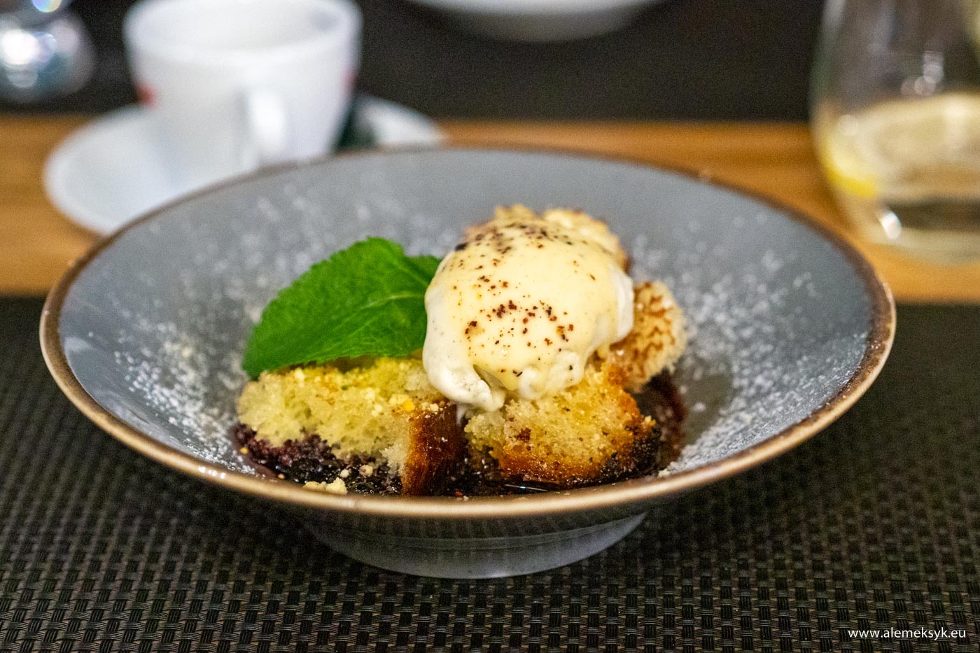 ZAMKNIĘTE NA STAŁE! – Restauracja LOBO Bistro w Warszawie – kuchnia polska w porządnym wydaniu