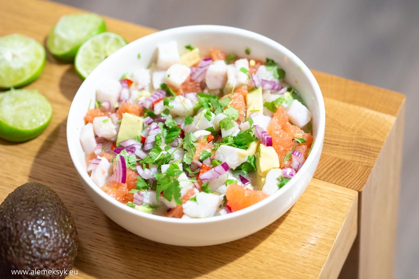 Ceviche z halibuta z czerwonym grapefruitem – genialny przepis na białą rybę