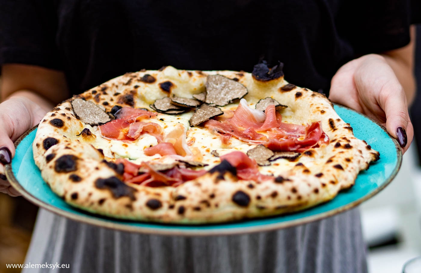 Pizzeria Włoski Strajk – przyzwoity kawałek pizzy w sercu Warszawy