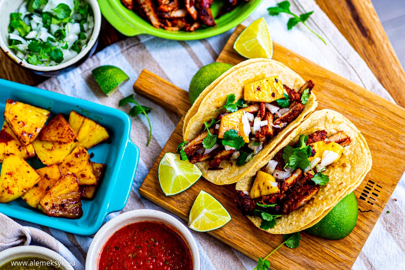 Tacos al Pastor w wersji domowej – czyli przepis na wypasionego meksykańskiego klasyka z wieprzowiną w roli głównej