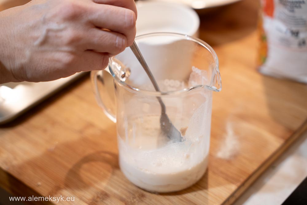 przepis na cynamonki