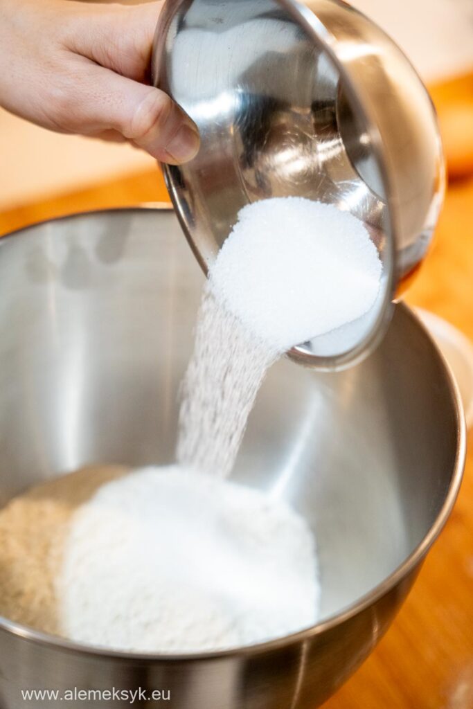 przepis na cynamonki