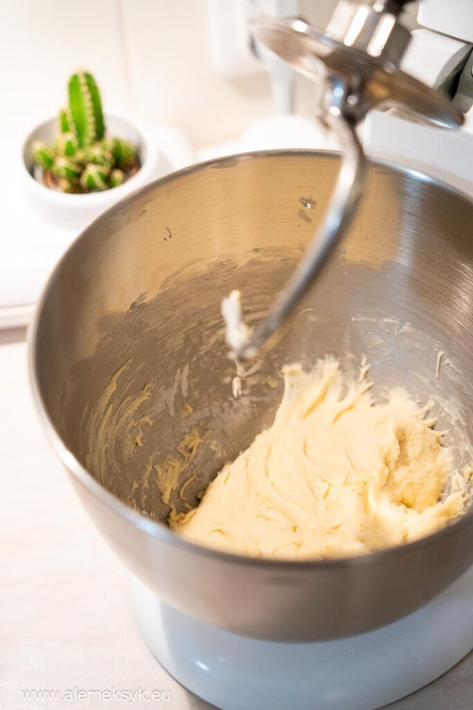 przepis na cynamonki