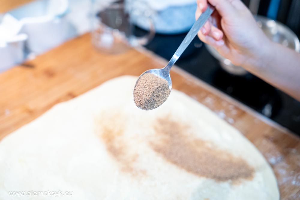 przepis na cynamonki