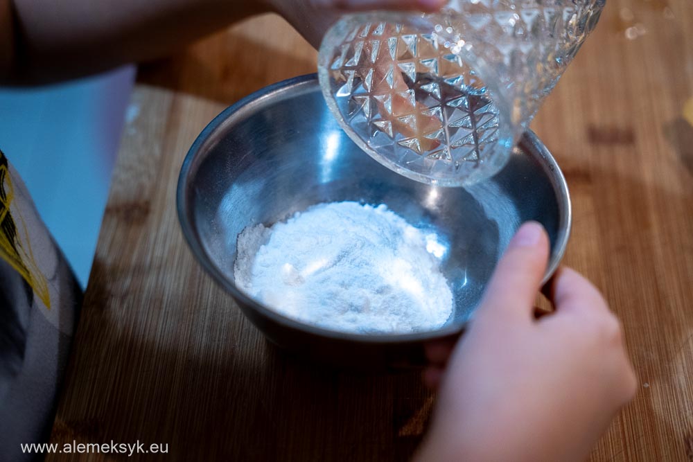 przepis na cynamonki