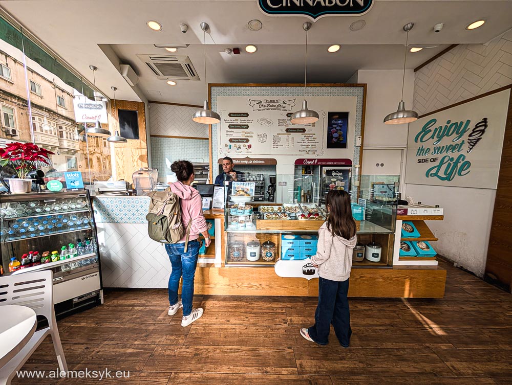 cinnabon-sliema-gzira-malta-1